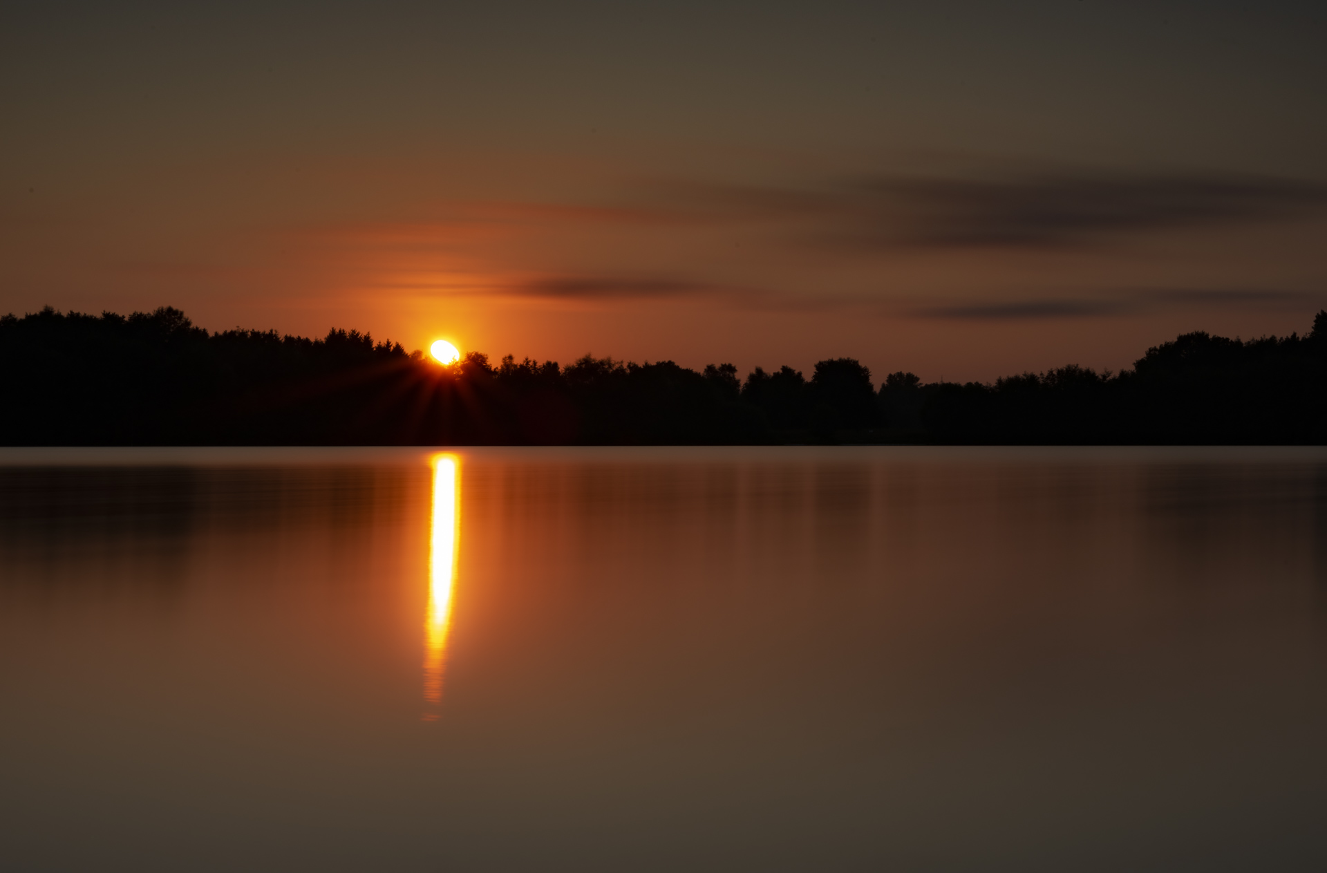 Sonnenuntergang am See - Langzeigtbelichtung, Copyright Stephan Siemon © belichtet.net, Stephan Siemon